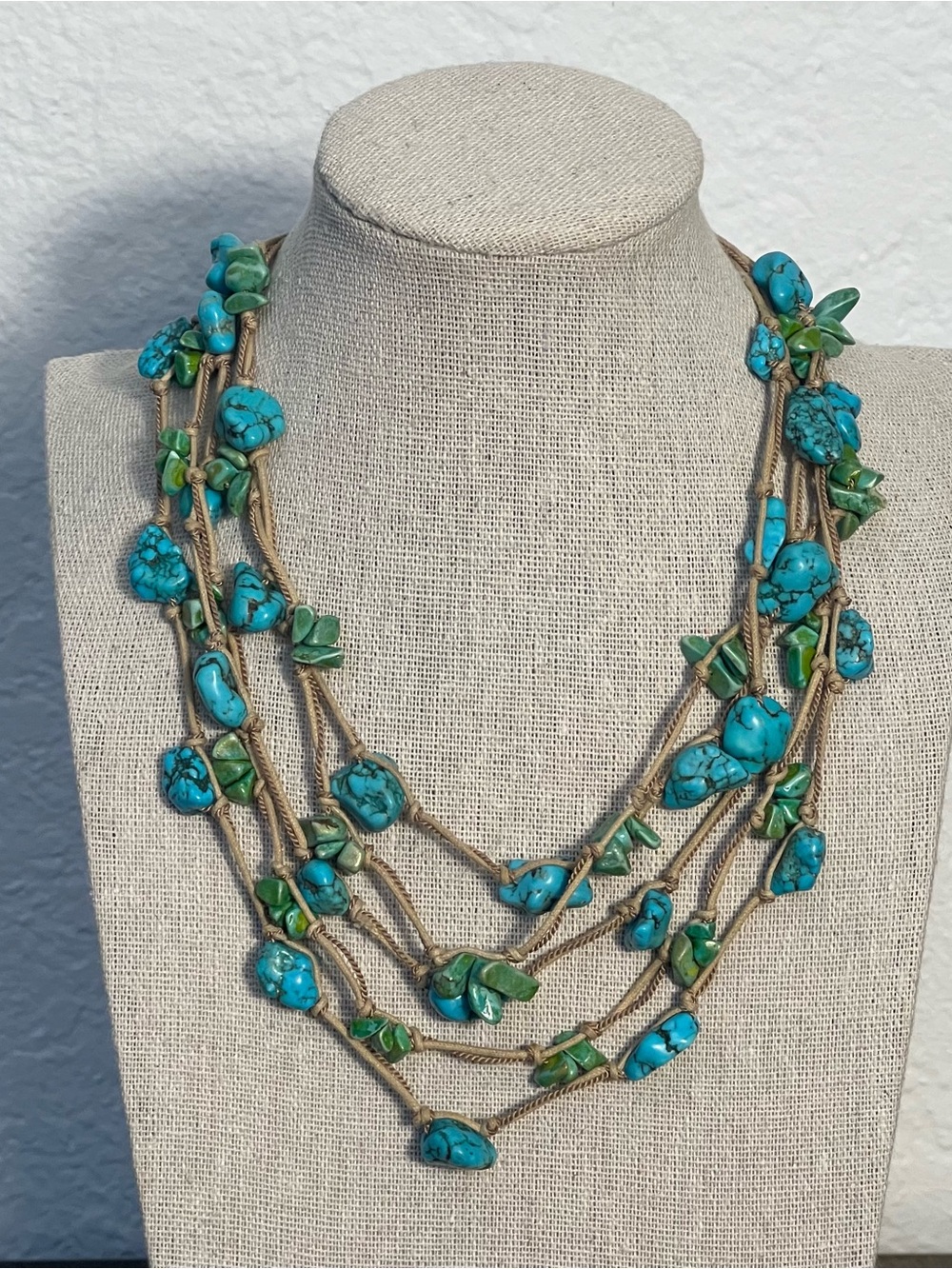 VTG Native American Inspired Hand Strung 5 String Natural Turquoise Necklace 14"
